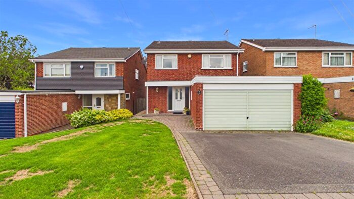 4 Bedroom Detached House For Sale In Links View, Halesowen, B62