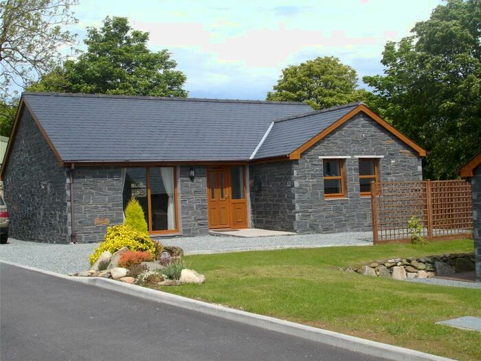 2 Bedroom Bungalow For Sale In Eurach Park, Llanddaniel, Anglesey, Sir Ynys Mon, LL60
