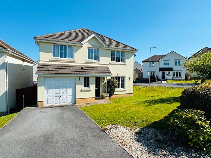 4 Bedroom Property To Rent In Maes Y Wennol, Carmarthen, SA31