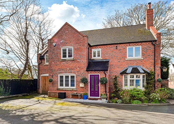 5 Bedroom Detached House For Sale In Admiral Rodney Gardens, Brewood, ST19