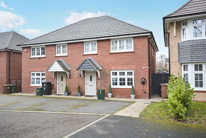 4 Bedroom Semi Detached House For Sale In Bankhouse Drive, Maghull, Liverpool, L31