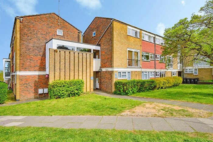 3 Bedroom Maisonette For Sale In Gadebridge Road, Hemel Hempstead, HP1