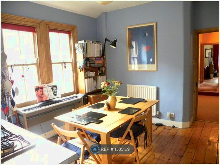 2 Bedroom Maisonette To Rent In Councillor Street, London, SE5