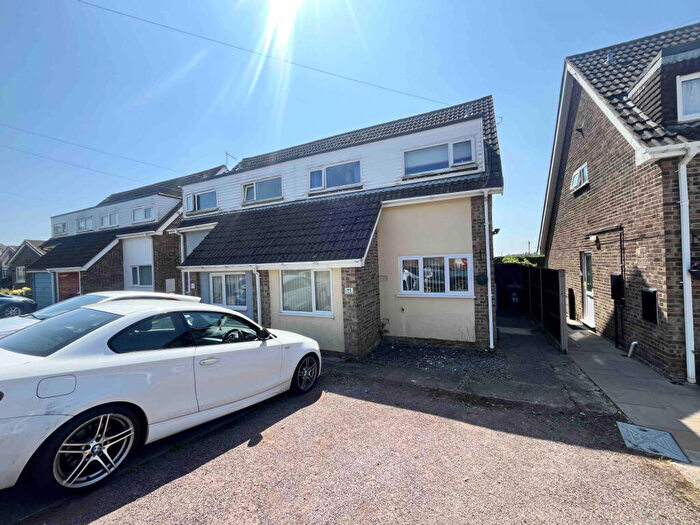 4 Bedroom Semi-Detached House To Rent In Court Road, GL15