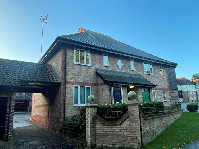 1 Bedroom Flat To Rent In City Centre, CO1