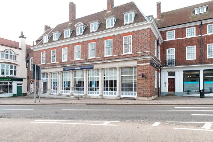 1 Bedroom Flat To Rent In Station Place, Letchworth Garden City, SG6