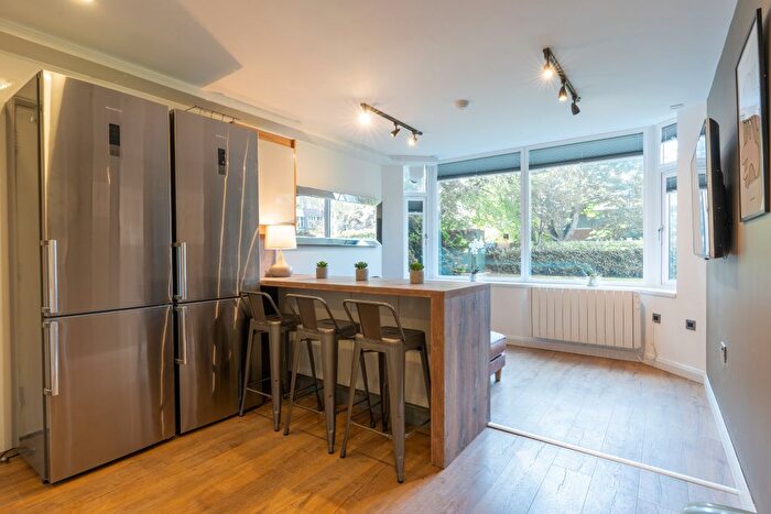 5 Bedroom Flat To Rent In Jesmond View, Newcastle, NE2