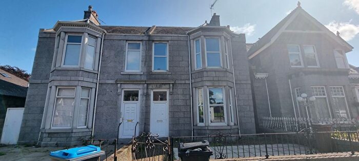 5 Bedroom Detached House To Rent In King Street, Aberdeen, AB24