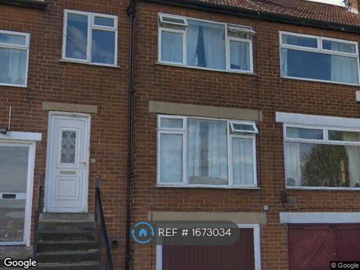 3 Bedroom Terraced House To Rent In Aston Grove, Leeds, LS13