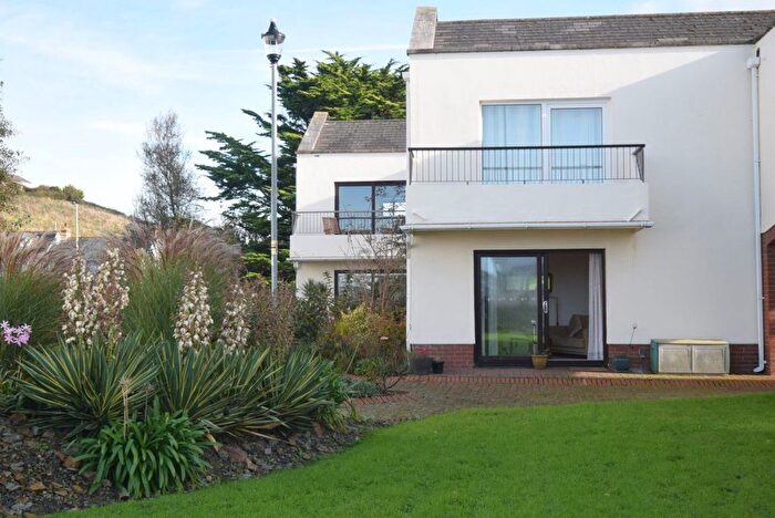 2 Bedroom Flat To Rent In Chandlers Court, Bideford, Devon, EX39