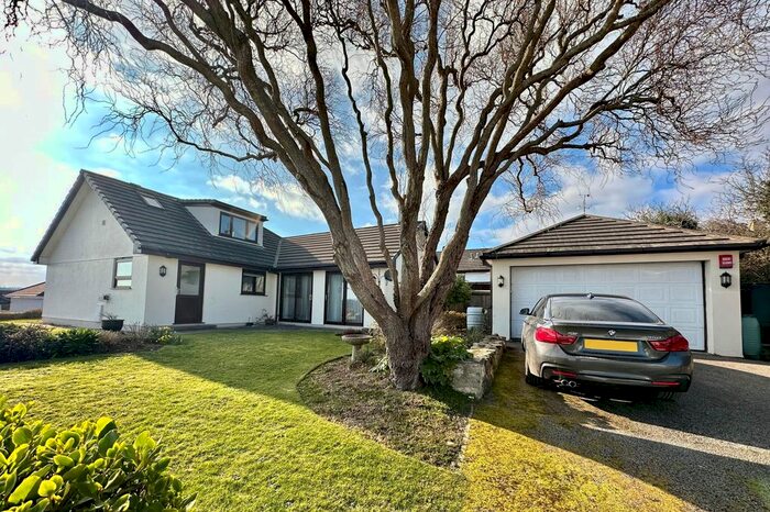 3 Bedroom Detached Bungalow For Sale In Cogos Park, Mylor Bridge, Falmouth, TR11