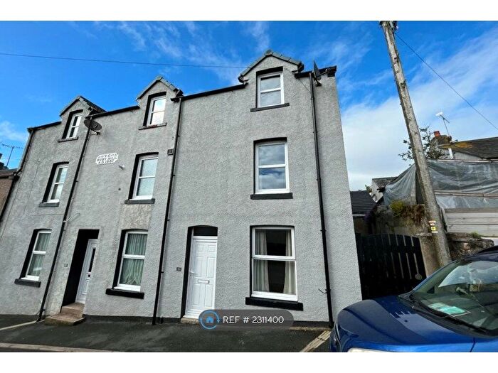 2 Bedroom End Of Terrace House To Rent In Flimby, Maryport, CA15