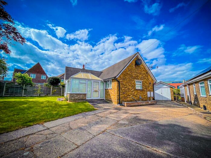 3 Bedroom Chalet To Rent In Broadway, Lincoln, LN2