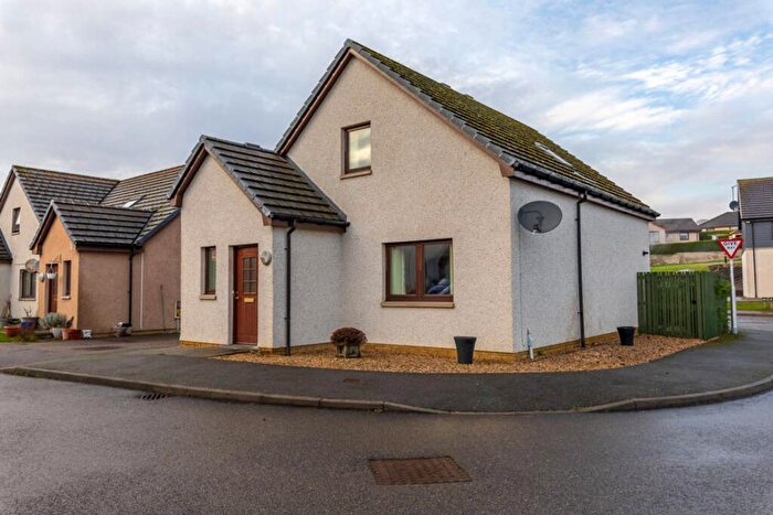 3 Bedroom Detached House For Sale In Salvesen Court, Alness, IV17