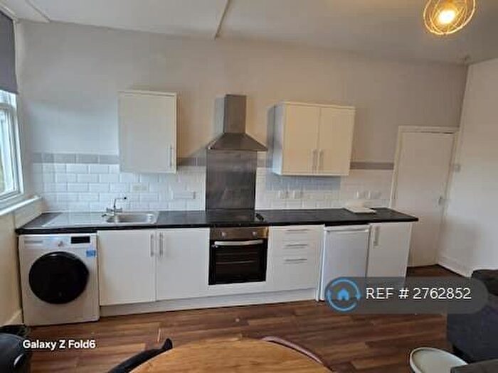2 Bedroom Flat To Rent In Park Street, Bristol, BS1