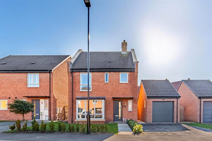 3 Bedroom Detached House For Sale In Cosmos Gardens, Callerton, NE5