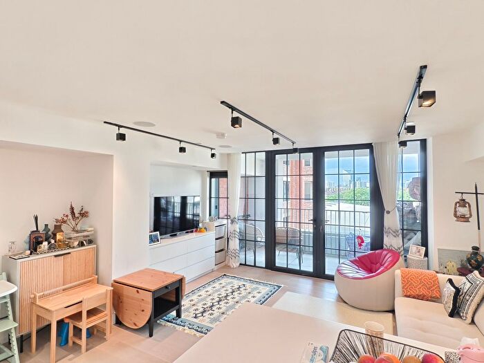 1 Bedroom Flat To Rent In New Tannery Way, London, SE1