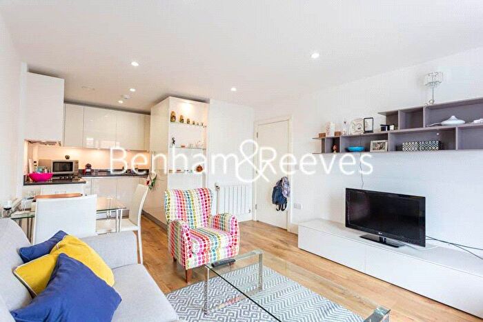 2 Bedroom Apartment To Rent In No Street, London, SE18