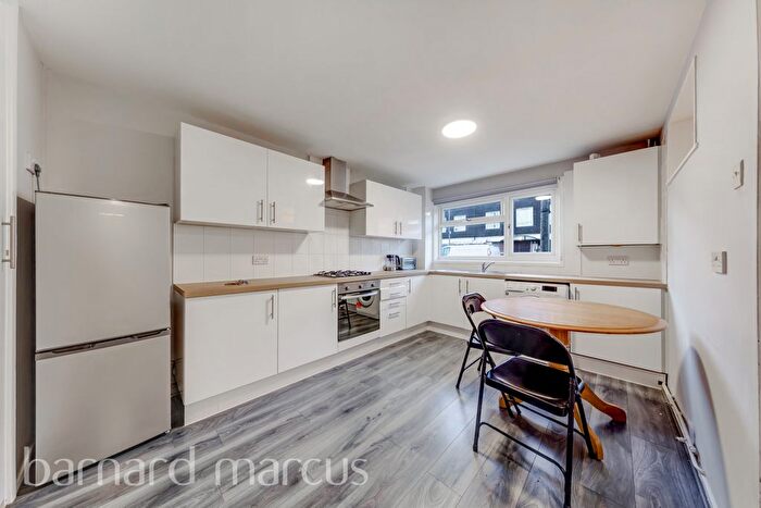 3 Bedroom Property To Rent In Penrith Street, London, SW16