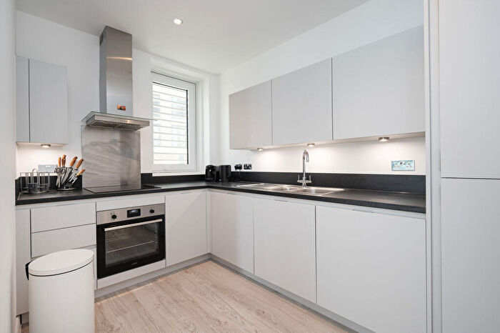 1 Bedroom Flat For Sale In Bouchon Point, Cendal Crescent, , Whitechapel, London, E1