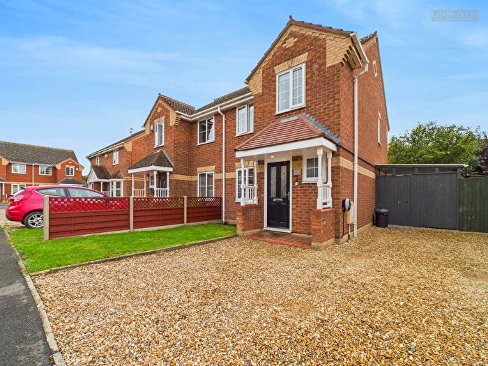 3 Bedroom Semi-Detached House For Sale In Harvester Way, Crowland, Peterborough, PE6