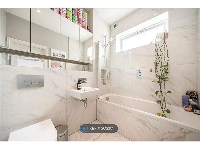 1 Bedroom Flat To Rent In Charlton Church Lane, London, SE7