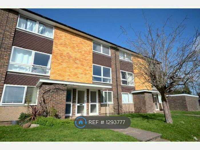 2 Bedroom Maisonette To Rent In Broadlands Court, Bracknell RG42