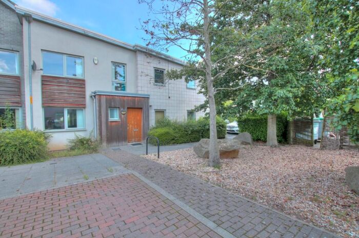 3 Bedroom Terraced House To Rent In October Courtyard, Gateshead, NE8