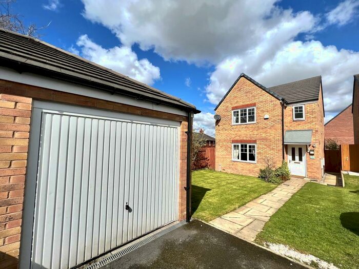 3 Bedroom Detached House To Rent In Valehouse Court, Stalybridge, SK15