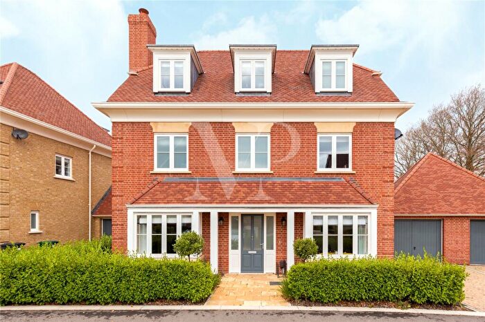 5 Bedroom Detached House To Rent In Sassoon Drive, Trent Park, London, EN4