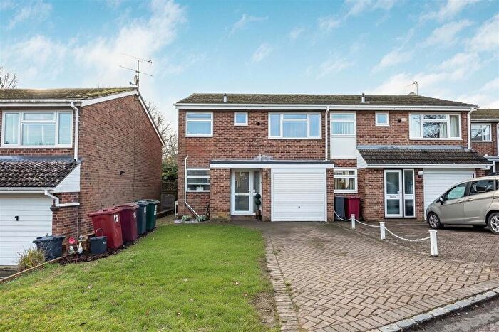 3 Bedroom Semi Detached House For Sale In Newton Avenue, Caversham, Reading, RG4