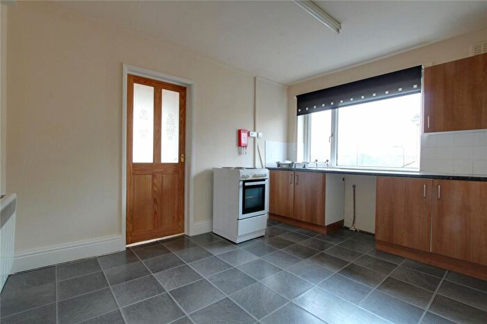 Studio To Rent In White Lane, Sheffield, South Yorkshire, S12