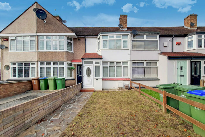 2 Bedroom Terraced House To Rent In Rowley Avenue, Sidcup, DA15