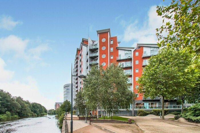 1 Bedroom Flat To Rent In Whitehall Quay, Leeds, West Yorkshire, LS1