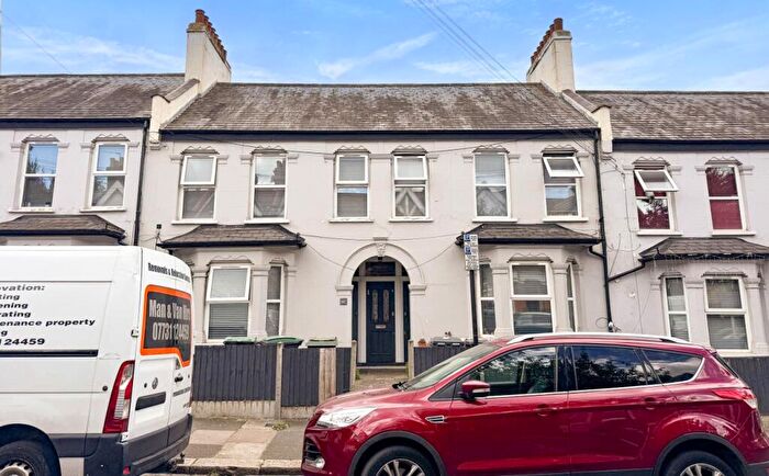 8 Bedroom Flat For Sale In Flats - Uppingham, Chandos Road, Tottenahm, N17