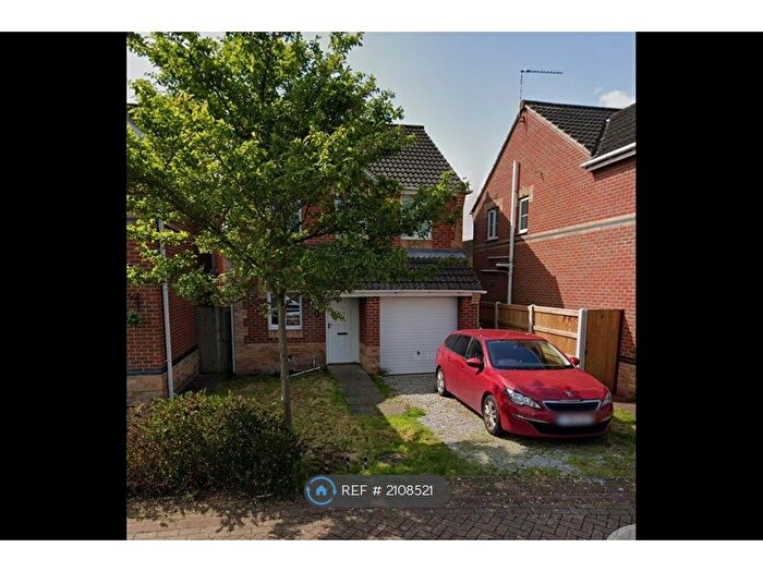 3 Bedroom Detached House To Rent In Stony Close, Stainforth, Doncaster, DN7