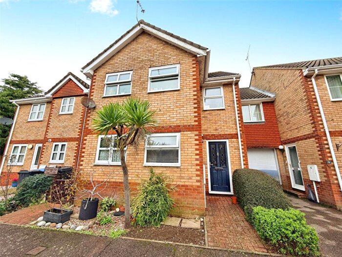 2 Bedroom House To Rent In Chater Court, Deal, Kent, CT14