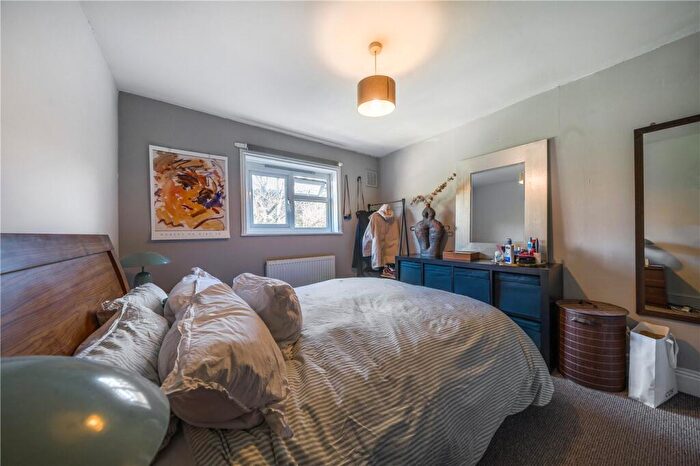 1 Bedroom Apartment For Sale In Lower Road, London, SE16
