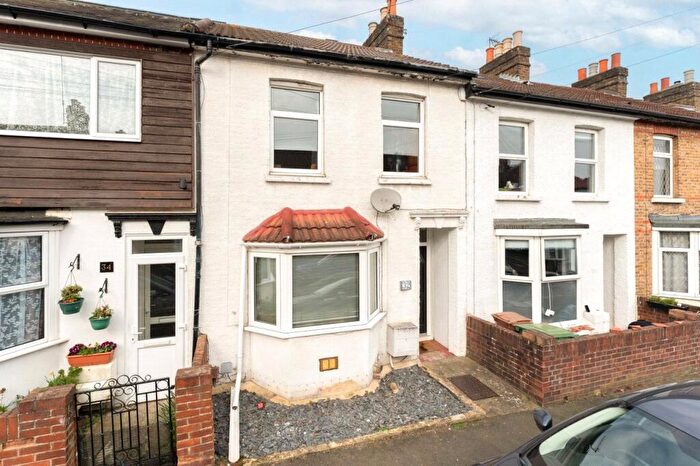 2 Bedroom Terraced House To Rent In Beulah Road, Sutton, Surrey, SM1
