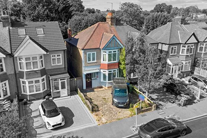 3 Bedroom Semi Detached House For Sale In Cambridge Road, Harrow, HA2