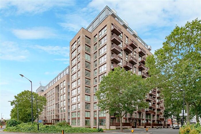 1 Bedroom Flat To Rent In Thames Road, London, E16