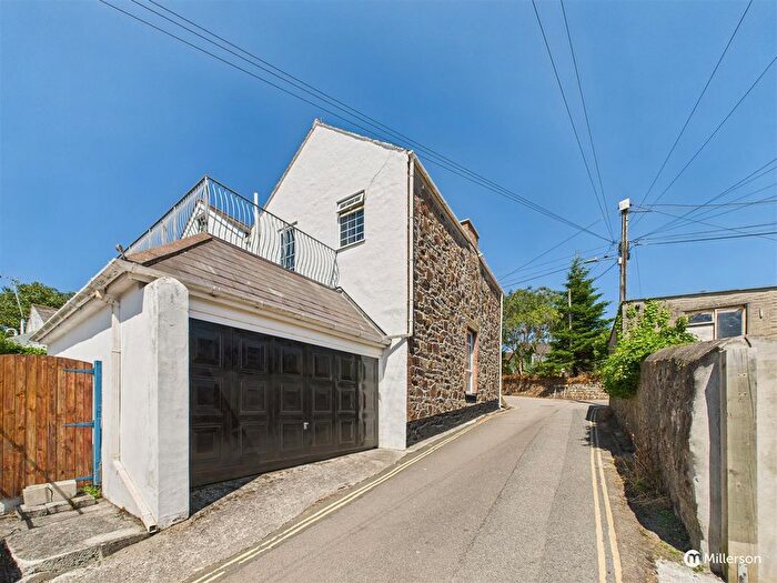 5 Bedroom End Of Terrace House For Sale In Station Hill, Hayle, TR27
