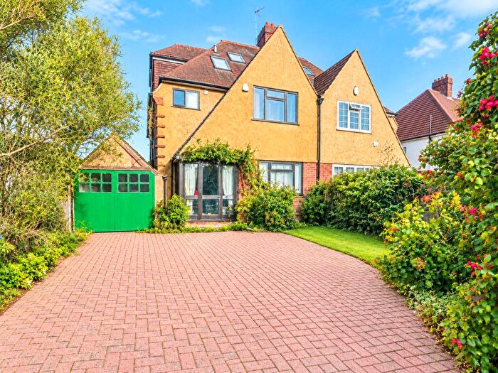 5 Bedroom Semi-Detached House For Sale In Marlborough Lane, London, SE7