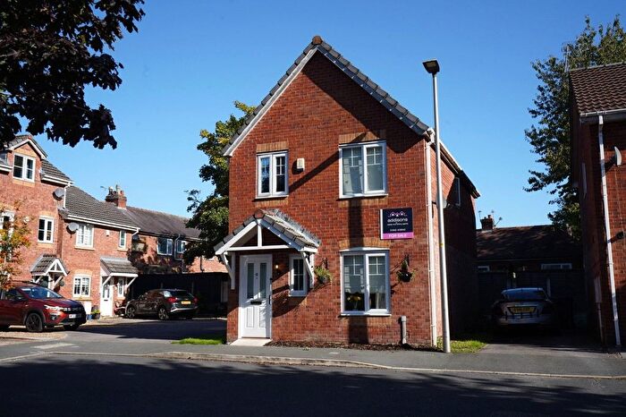 3 Bedroom Detached House For Sale In Arncliffe Court, Hindley, Wigan, Greater Manchester, WN2