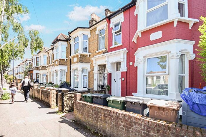3 Bedroom Property To Rent In Orford Road, London, E17