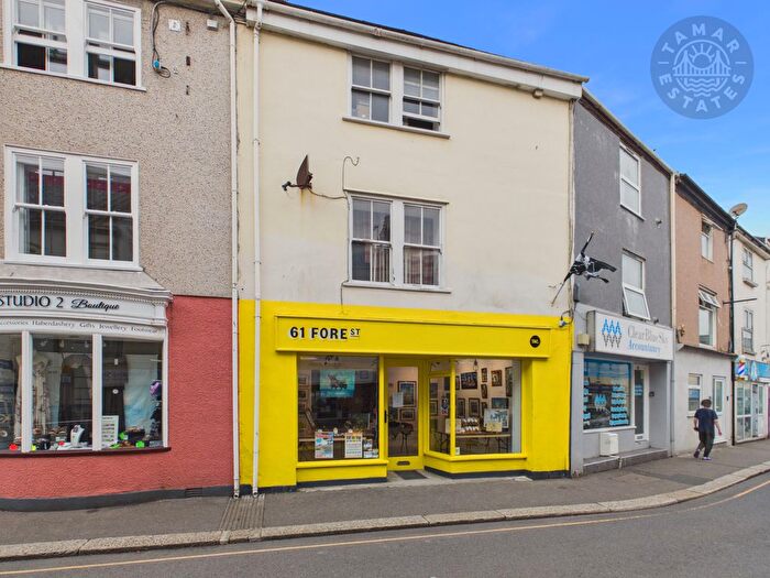 2 Bedroom Flat For Sale In Fore Street, Torpoint, PL11