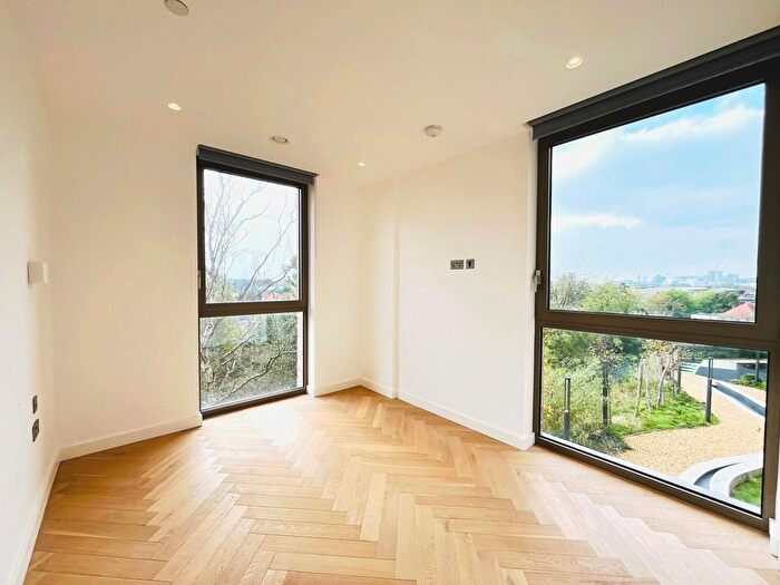 3 Bedroom Flat To Rent In Mentor House, Oberman Road, Dollis Hill, NW10