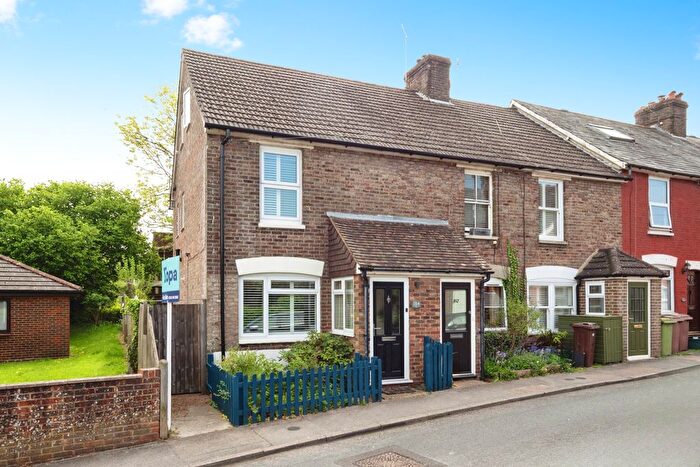 3 Bedroom End Of Terrace House For Sale In Henwood Green Road, Tunbridge Wells, TN2