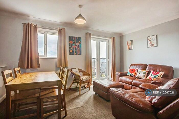 4 Bedroom Flat To Rent In Chillingham Road, Newcastle Upon Tyne, NE6