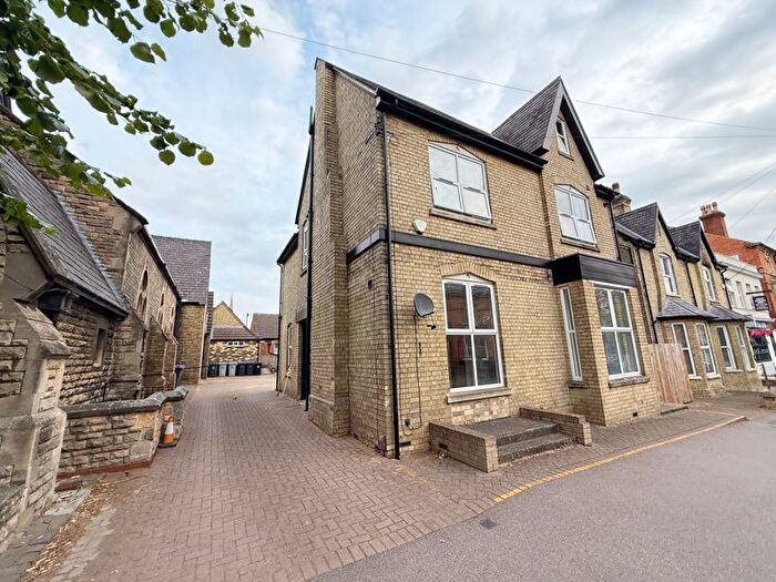 1 Bedroom Flat To Rent In Avenue Road, Grantham, NG31